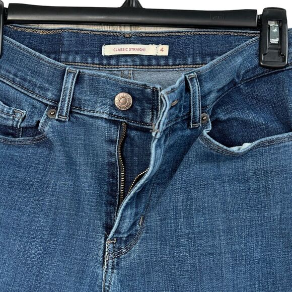 Levi’s Womens SZ 4 Classic Straight Jeans Mid-Rise Stretch Pockets Medium Wash - Picture 3 of 12
